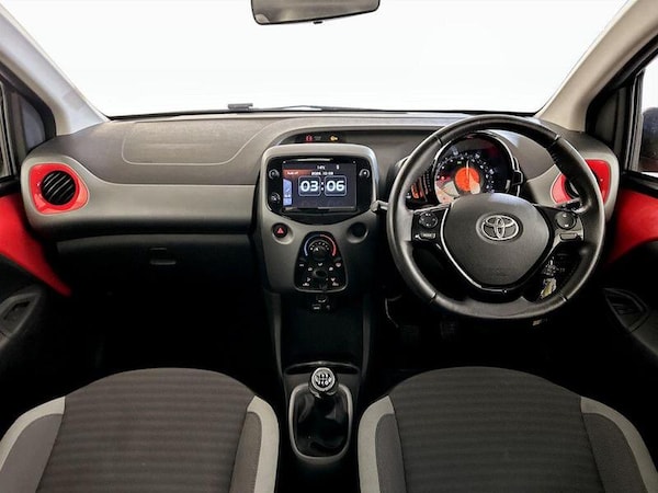 Used Toyota AYGO 2020 for sale - 76222627: Photo 3