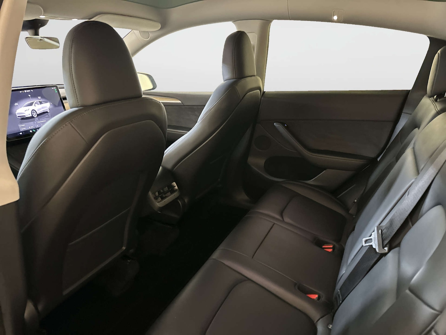 Used Tesla Model Y 2022 for sale - 77877272: Photo 16