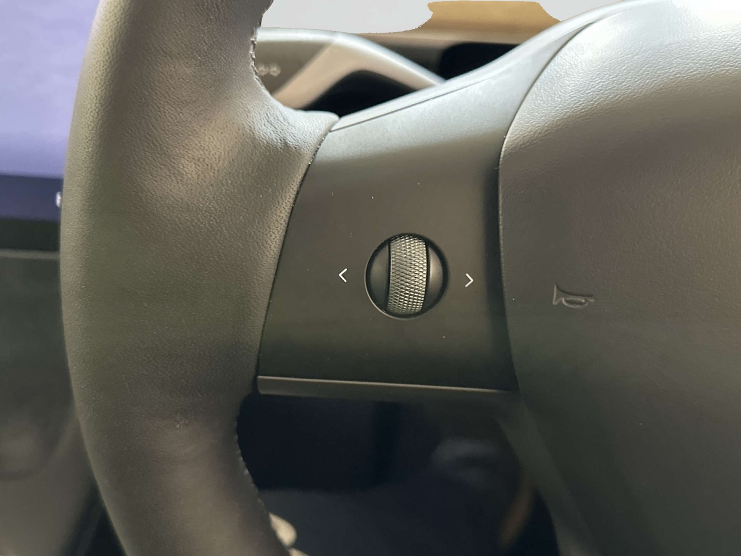 Used Tesla Model Y 2022 for sale - 77877272: Photo 25