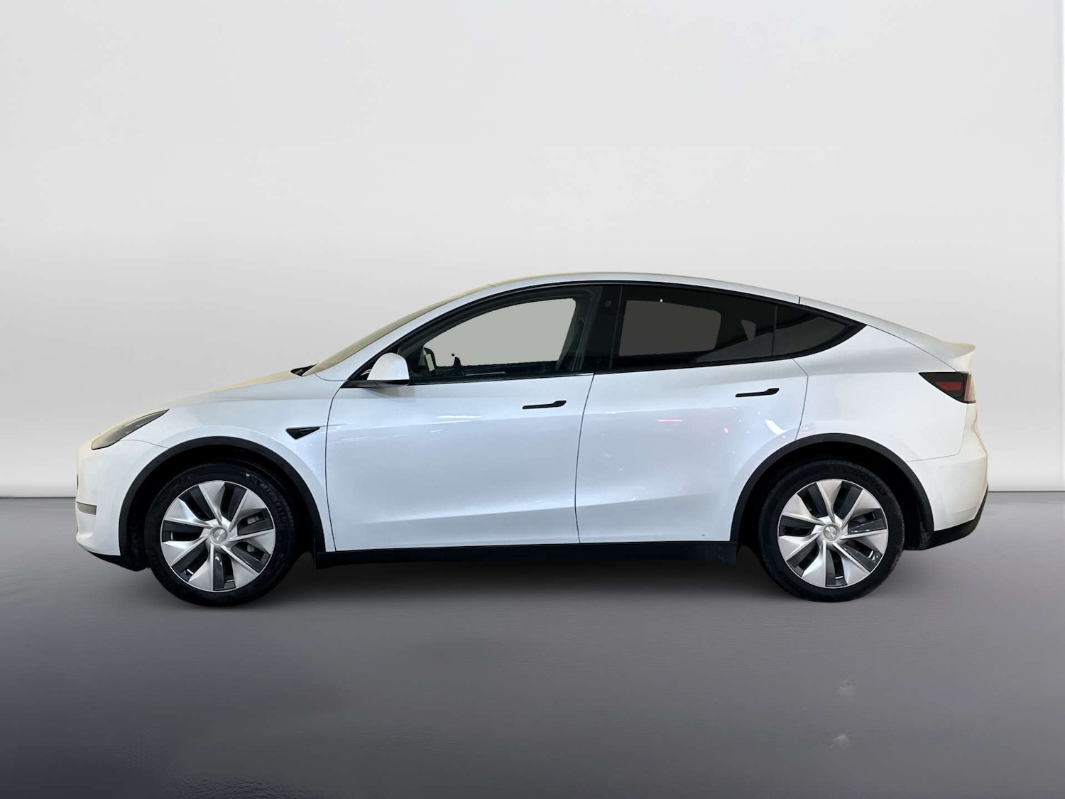 Used Tesla Model Y 2022 for sale - 77877272: Photo 9