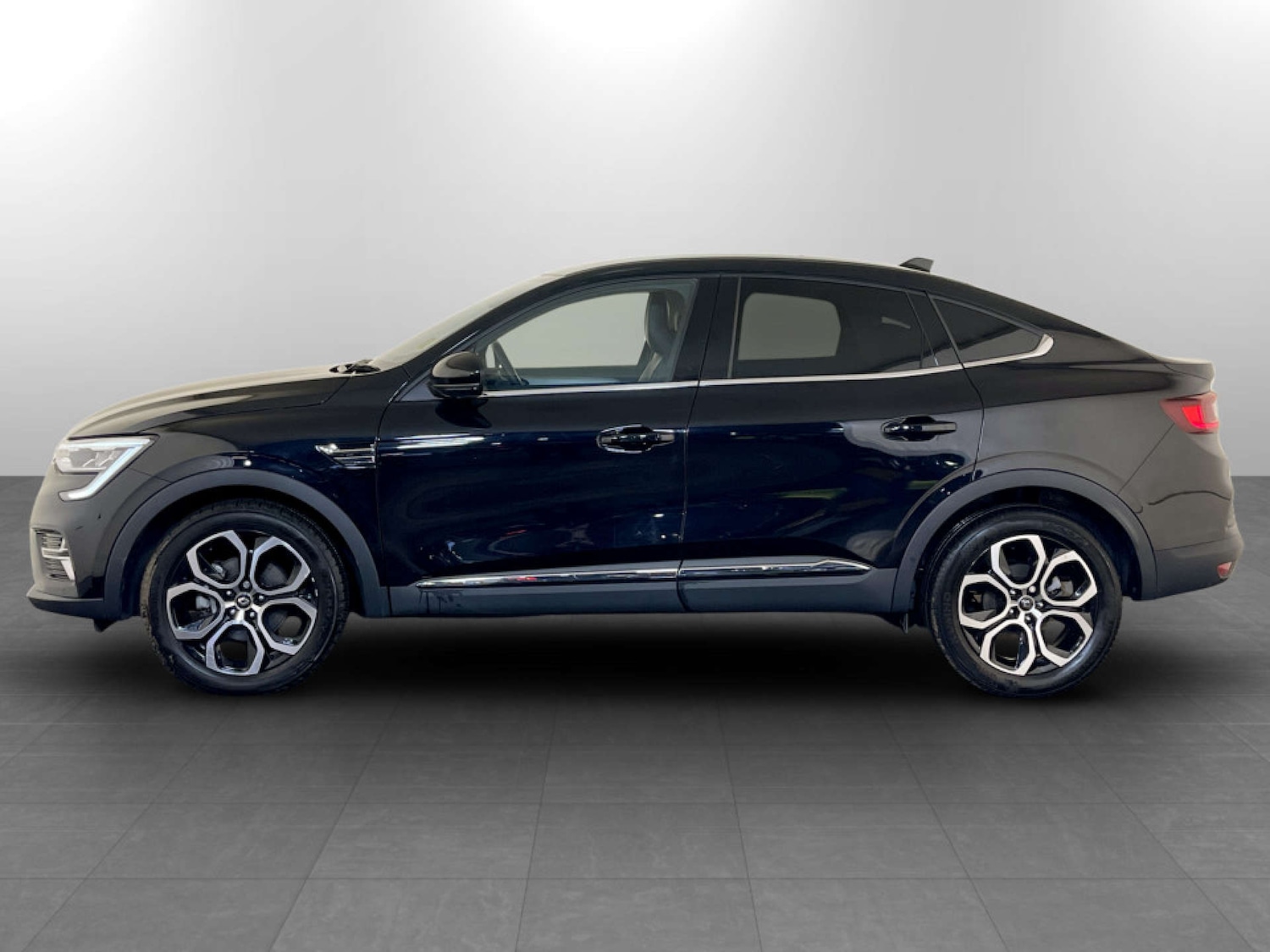 Used Renault Arkana 2023 for sale - 77185217: Photo 7