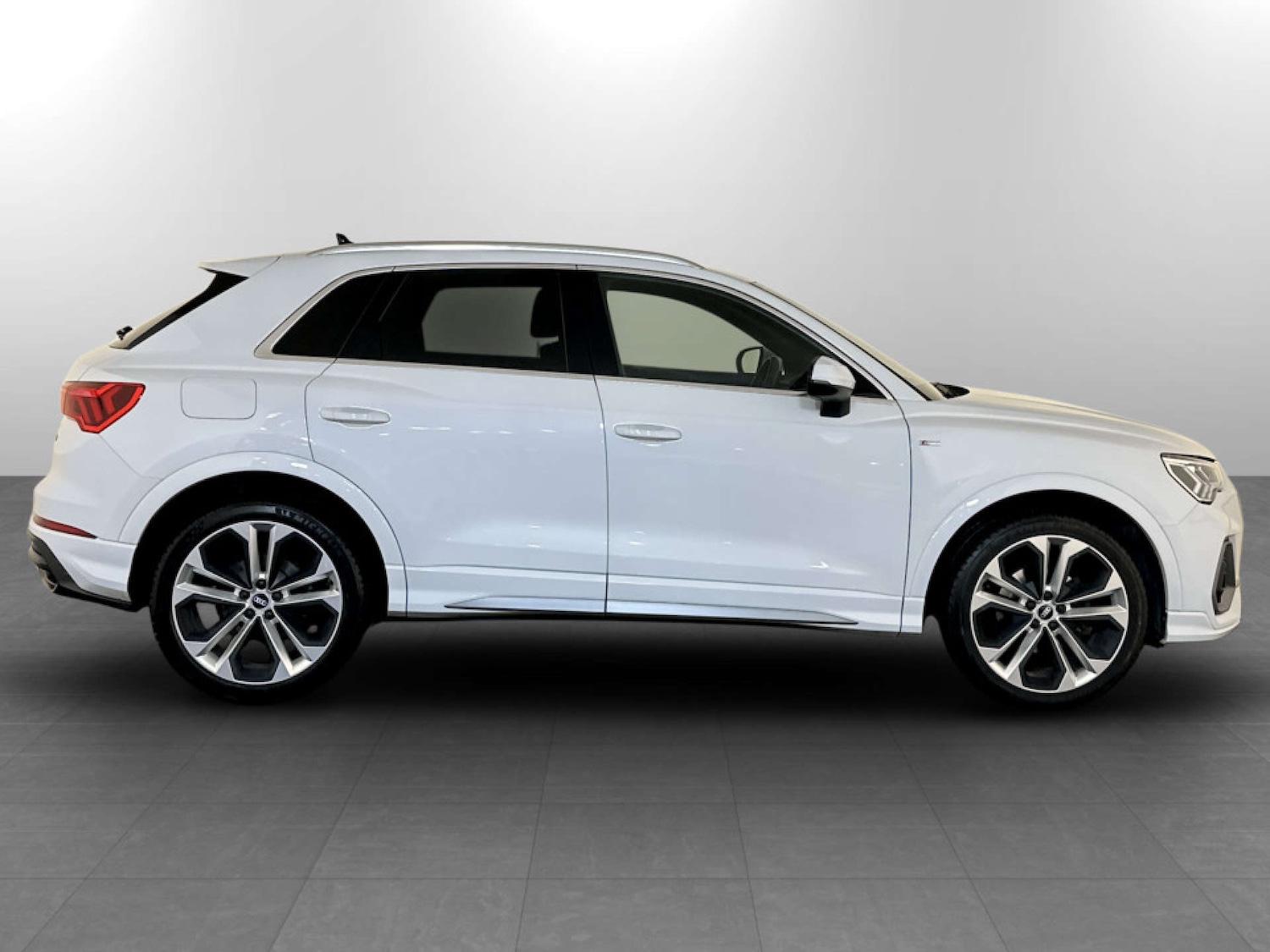Used Audi Q3 2021 for sale - 77233573: Photo 11