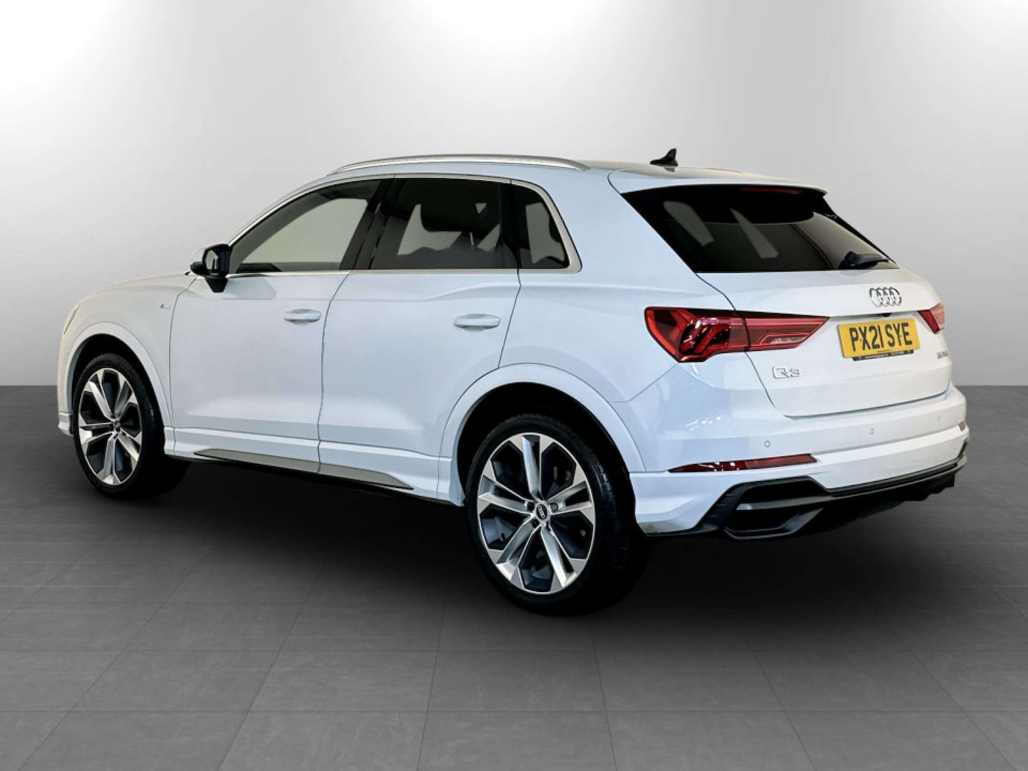 Used Audi Q3 2021 for sale - 77233573: Photo 8