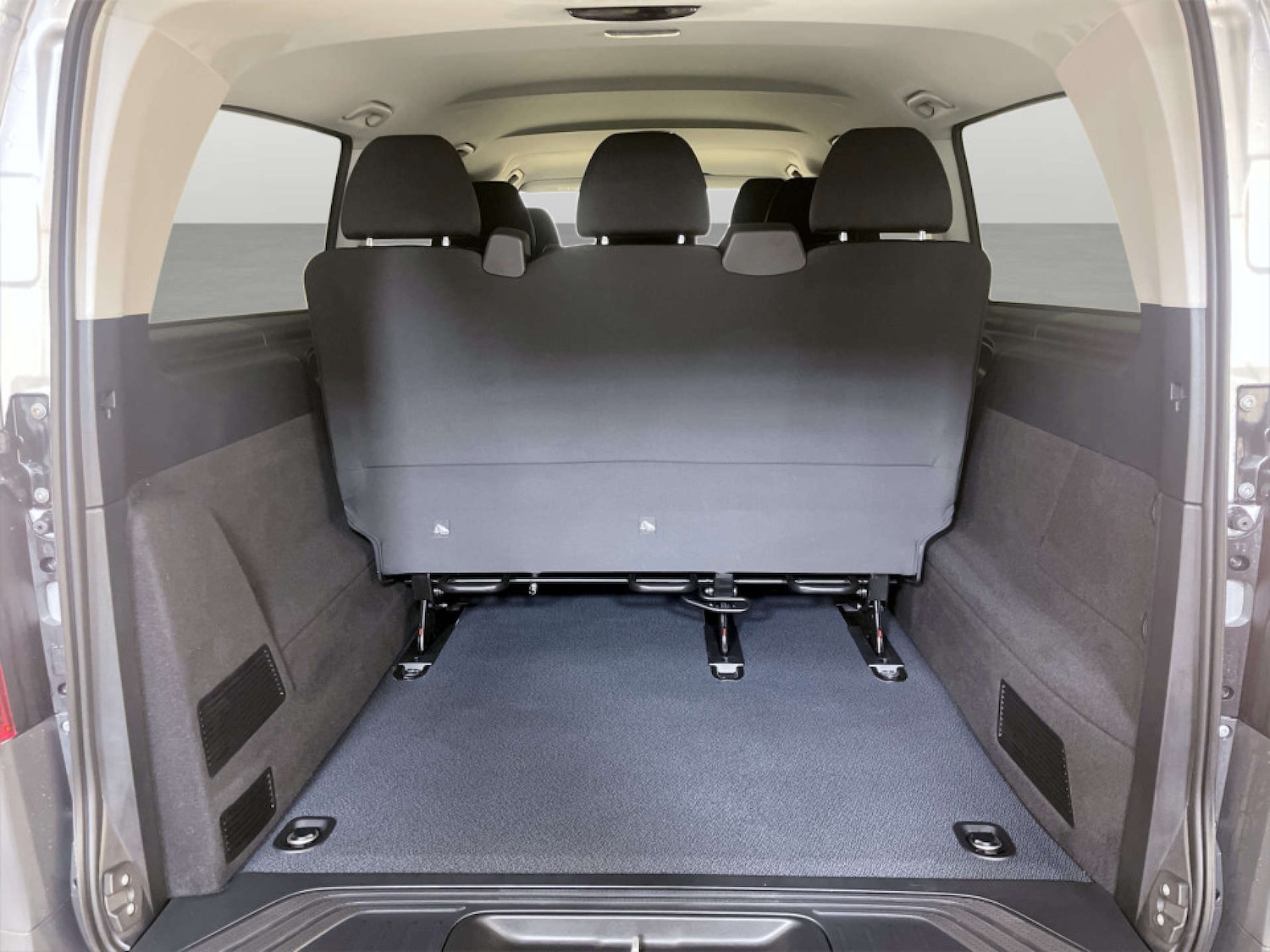 Used Mercedes-Benz Vito 2023 for sale - 77185168: Photo 15