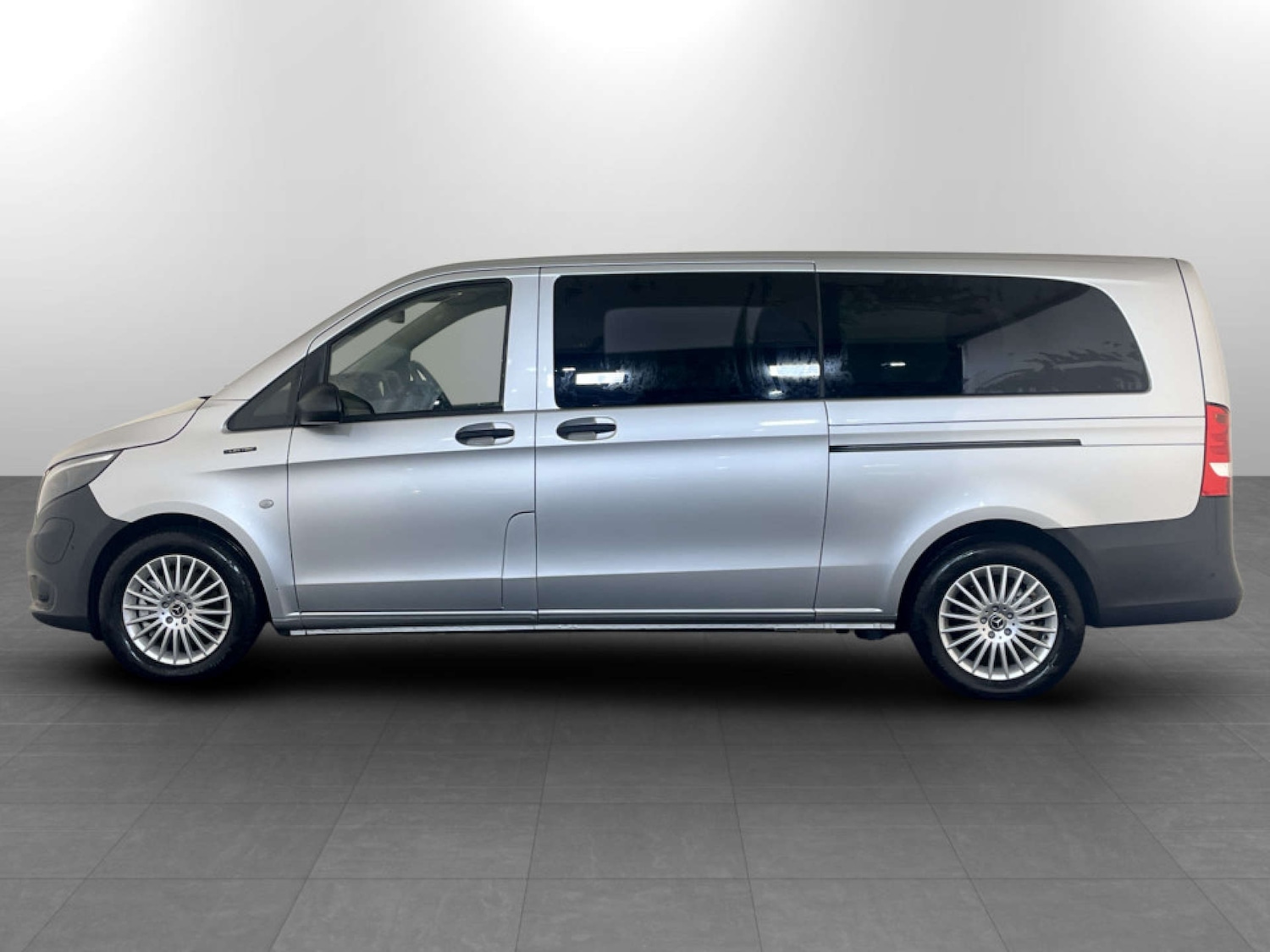 Used Mercedes-Benz Vito 2023 for sale - 77185168: Photo 6