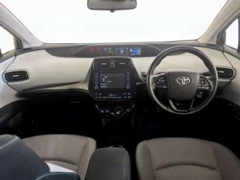 Used Toyota Prius 2021 for sale - 75045183: Photo
