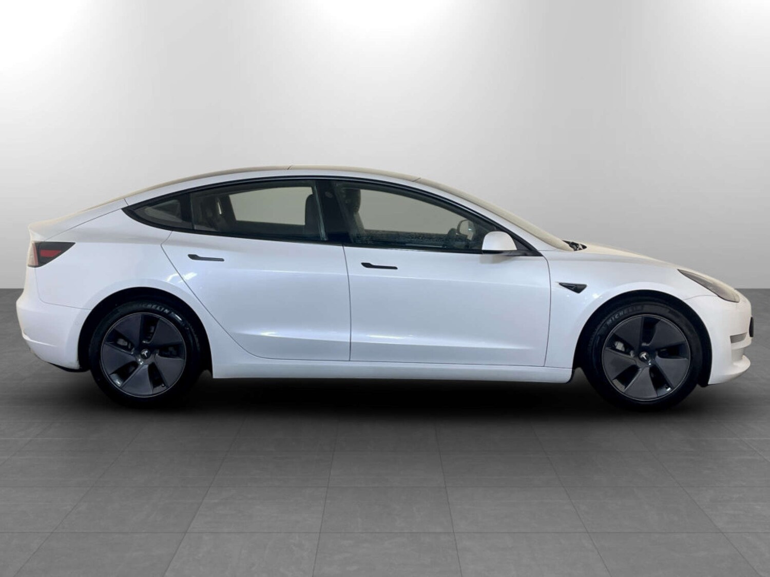 Used Tesla Model 3 2021 for sale - 77490187: Photo 10
