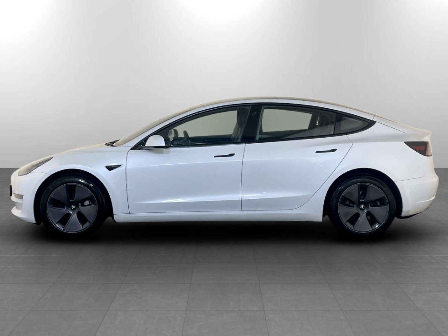 Used Tesla Model 3 2021 for sale - 77490187: Photo 6