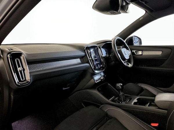Used Volvo XC40 2021 for sale - 76332470: Photo 12