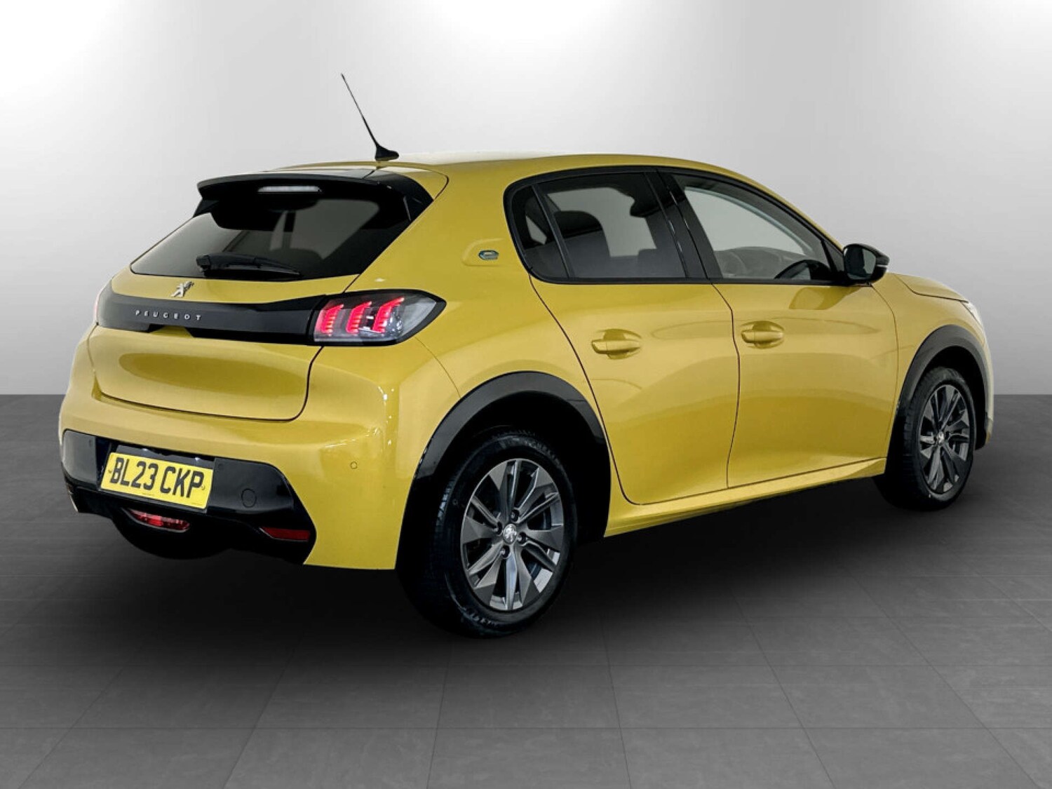 Used Peugeot 208 2023 for sale - 77523451: Photo 10