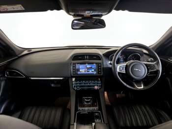 Used Jaguar F-Pace 2018 for sale - 73778956: Photo