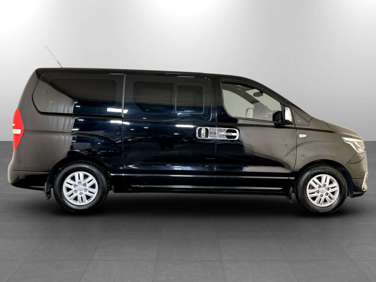 Used Hyundai i800 2018 for sale - 77535163: Photo 11