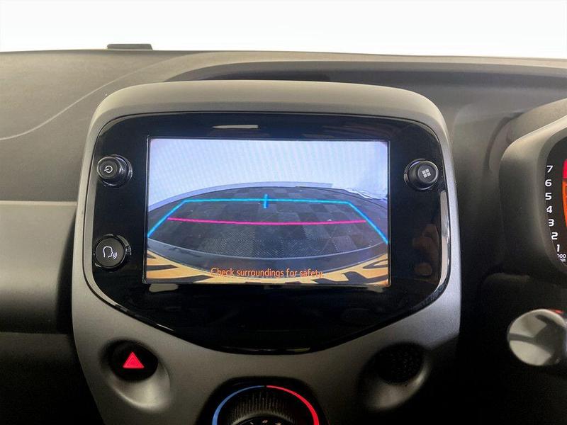 Used Toyota AYGO 2021 for sale - 76580742: Photo 23