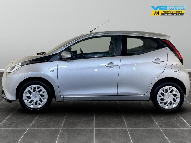 Used Toyota AYGO 2021 for sale - 76580742: Photo 7