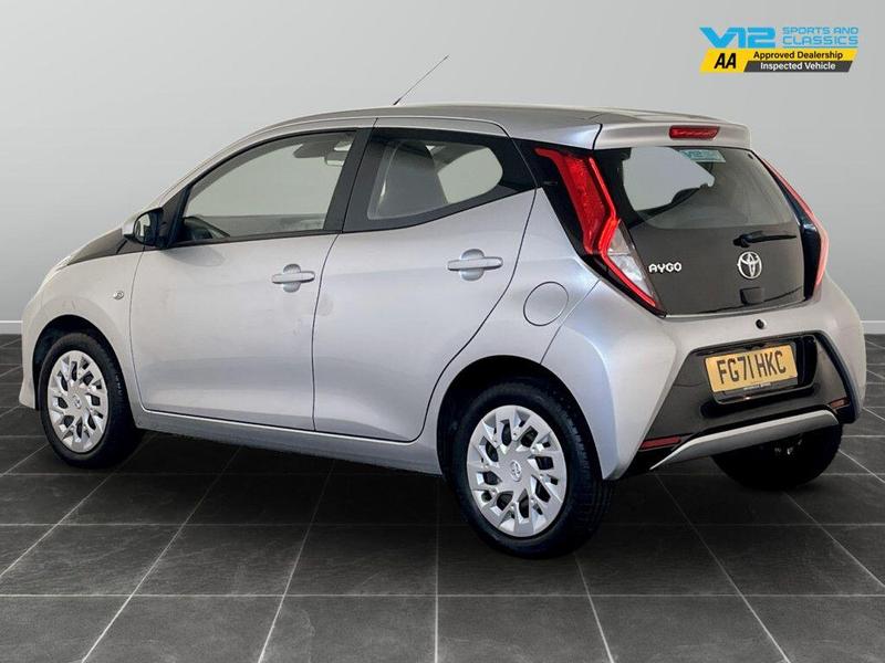 Used Toyota AYGO 2021 for sale - 76580742: Photo 8