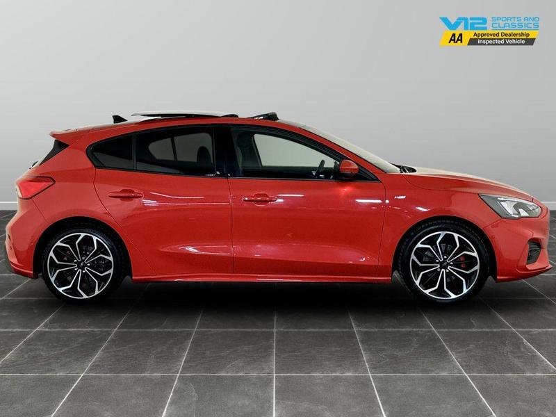 Used Ford Focus 2019 for sale - 76684997: Photo 11