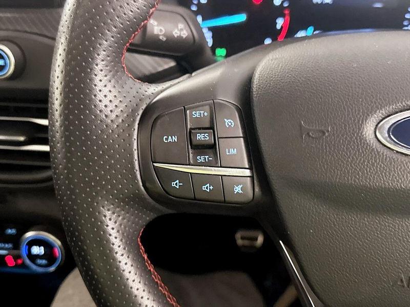 Used Ford Focus 2019 for sale - 76684997: Photo 18