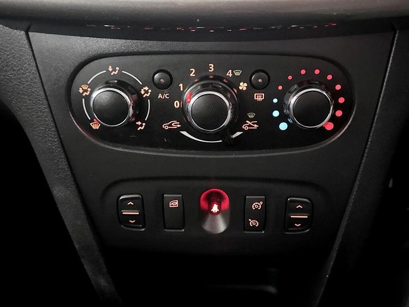 Used Dacia Logan MCV 2015 for sale - 76422020: Photo 24