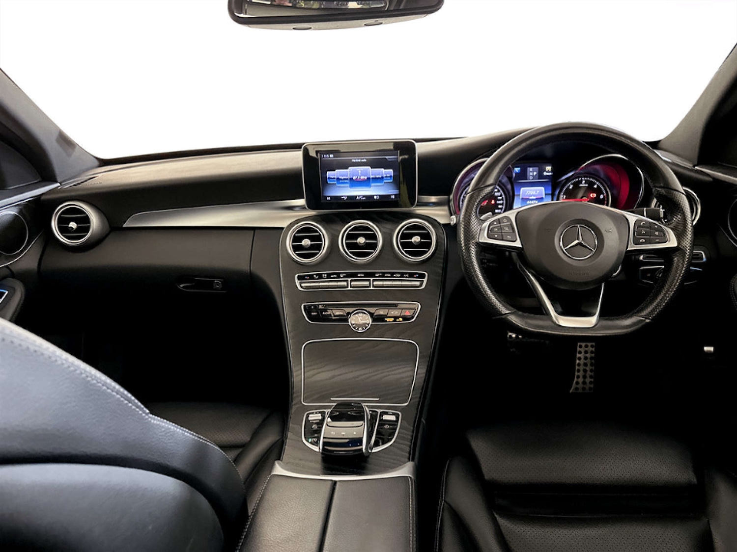 Used Mercedes-Benz C Class 2017 for sale - 77342216: Photo 3