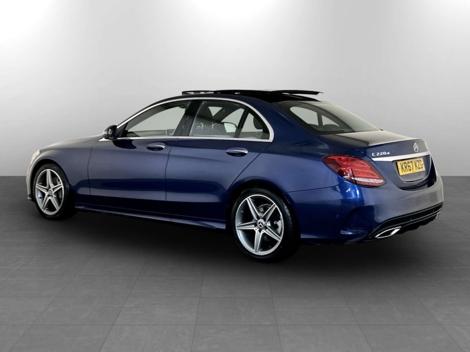 Used Mercedes-Benz C Class 2017 for sale - 77342216: Photo 8