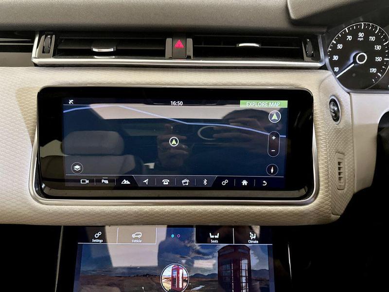 Used Land Rover Range Rover Velar 2017 for sale - 76534375: Photo 21