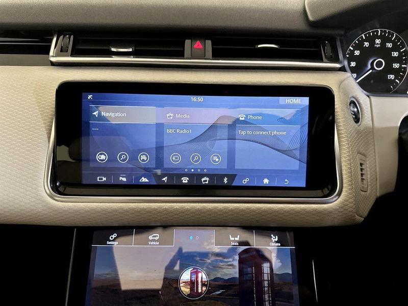 Used Land Rover Range Rover Velar 2017 for sale - 76534375: Photo 23