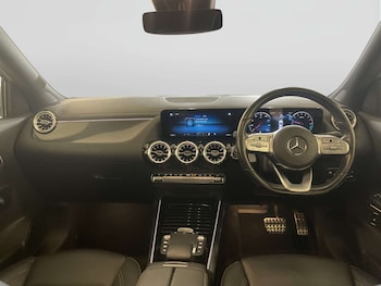 Used Mercedes-Benz GLA 2022 for sale - 78458860: Photo