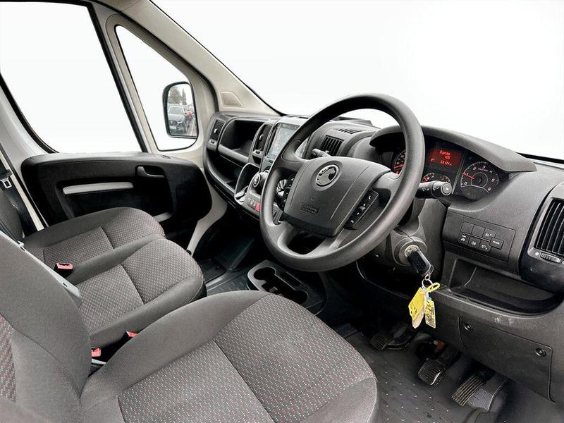 Used Vauxhall Movano 2023 for sale - 76271423: Photo 3
