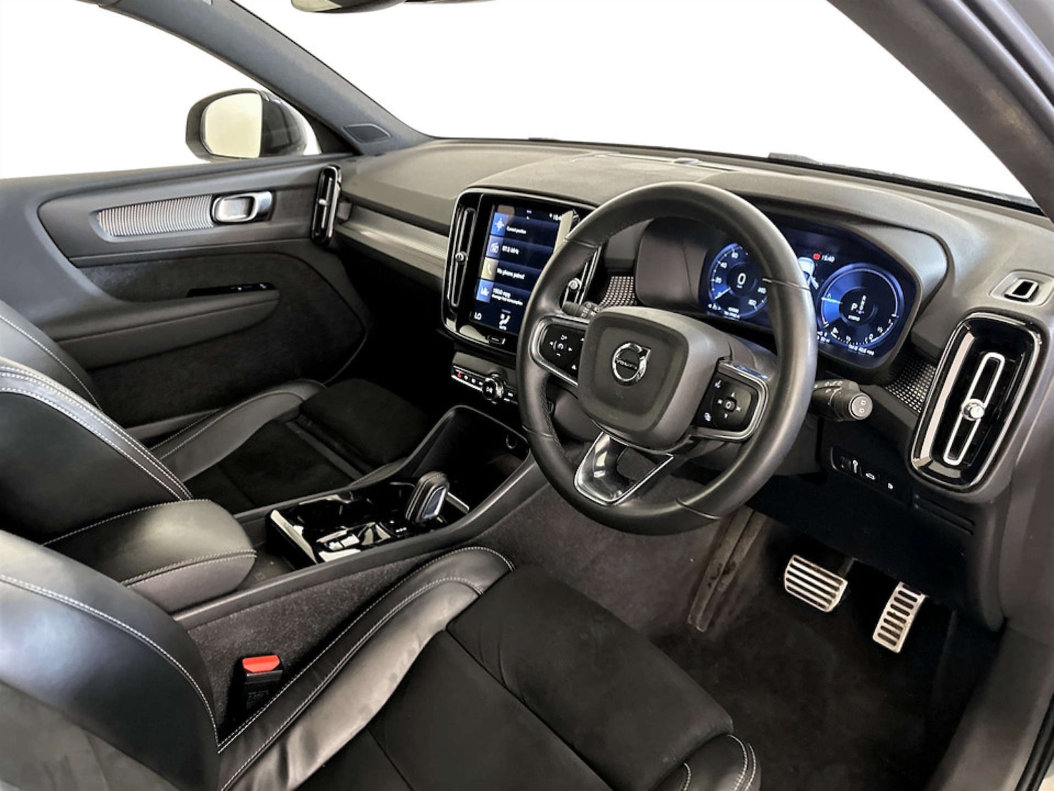 Used Volvo XC40 2021 for sale - 77408962: Photo 13