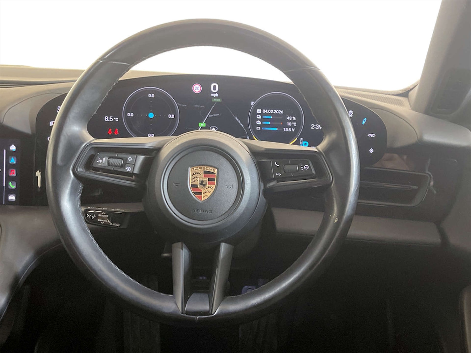 Used Porsche Taycan 2022 for sale - 77452538: Photo 15