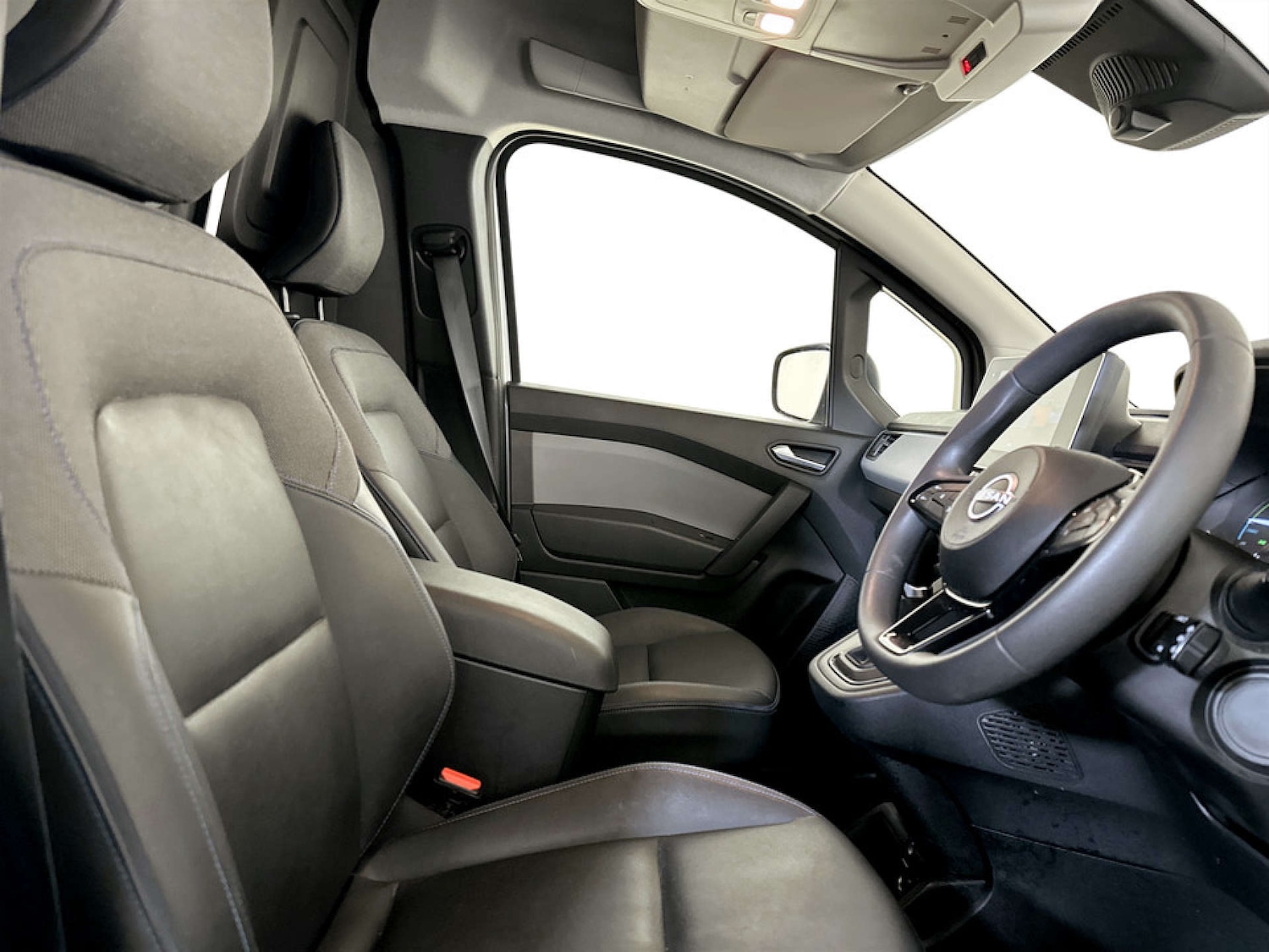 Used Nissan Other 2023 for sale - 77406111: Photo 12