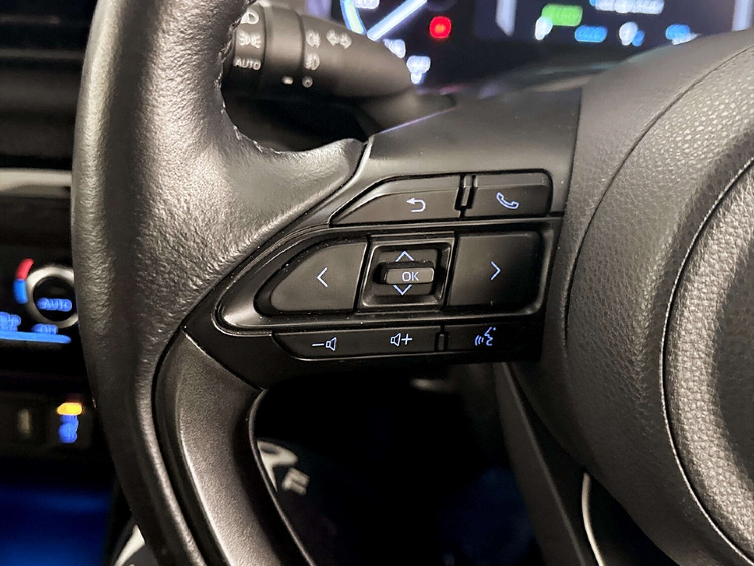 Used Toyota Yaris Cross 2023 for sale - 77581161: Photo 17