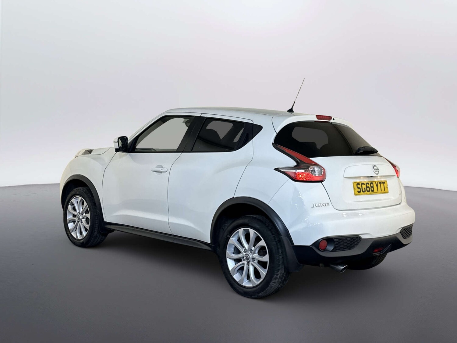 Used Nissan Juke 2018 for sale - 77920663: Photo 8