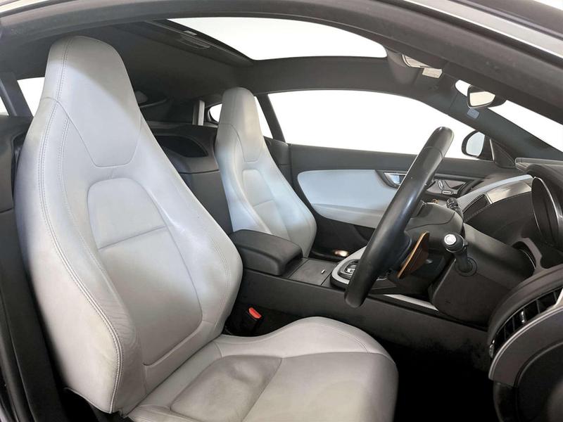 Used Jaguar F-Type 2016 for sale - 77100690: Photo 13