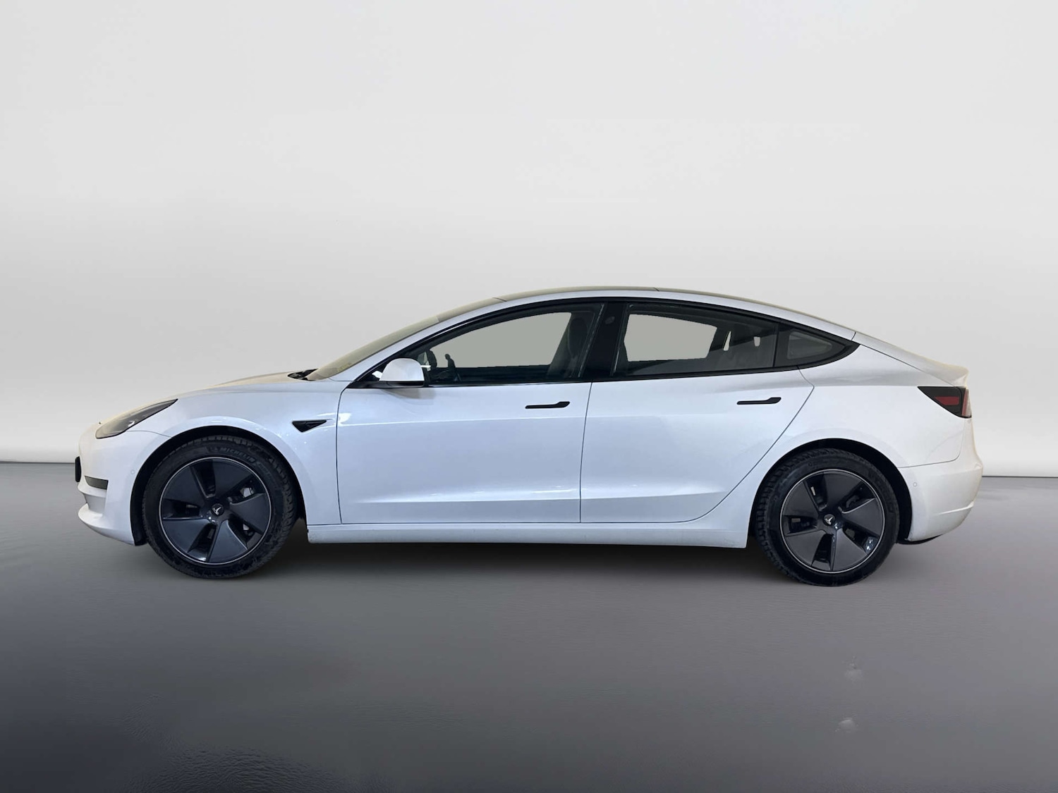 Used Tesla Model 3 2021 for sale - 77836406: Photo 6