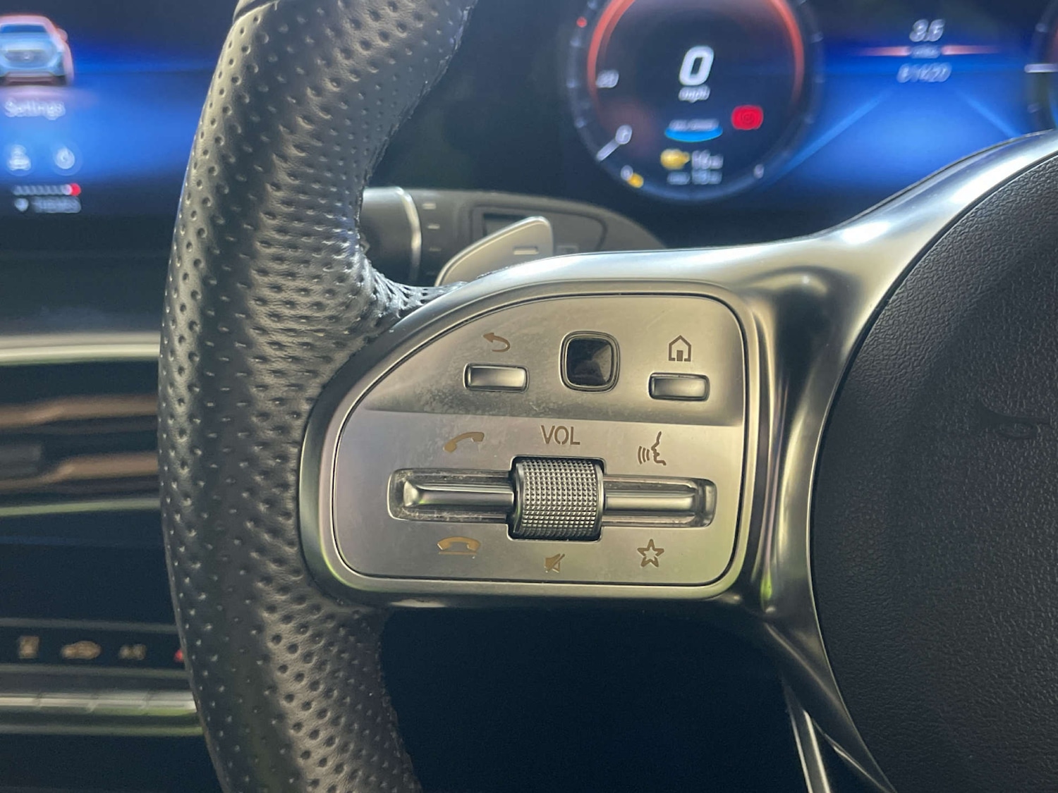 Used Mercedes-Benz EQC 2022 for sale - 77850657: Photo 18