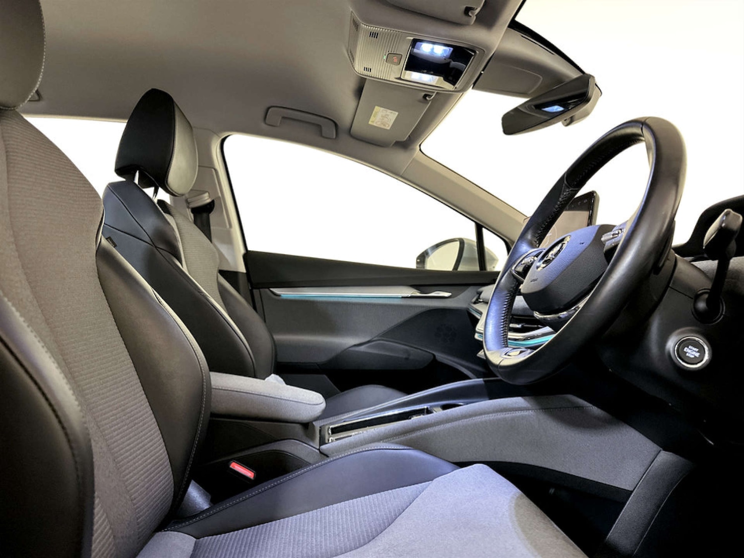 Used Skoda Enyaq 2021 for sale - 77233576: Photo 13