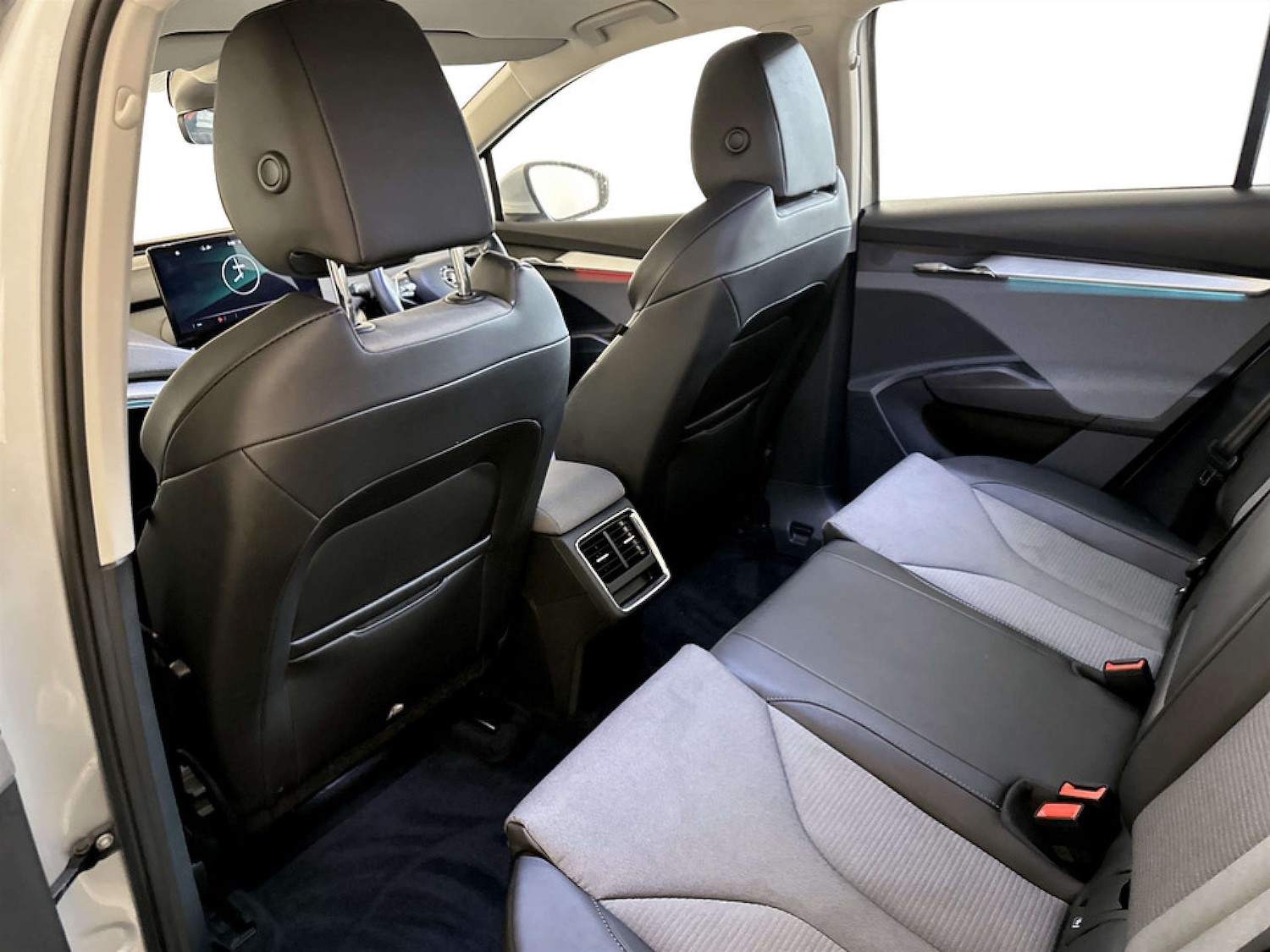 Used Skoda Enyaq 2021 for sale - 77233576: Photo 14