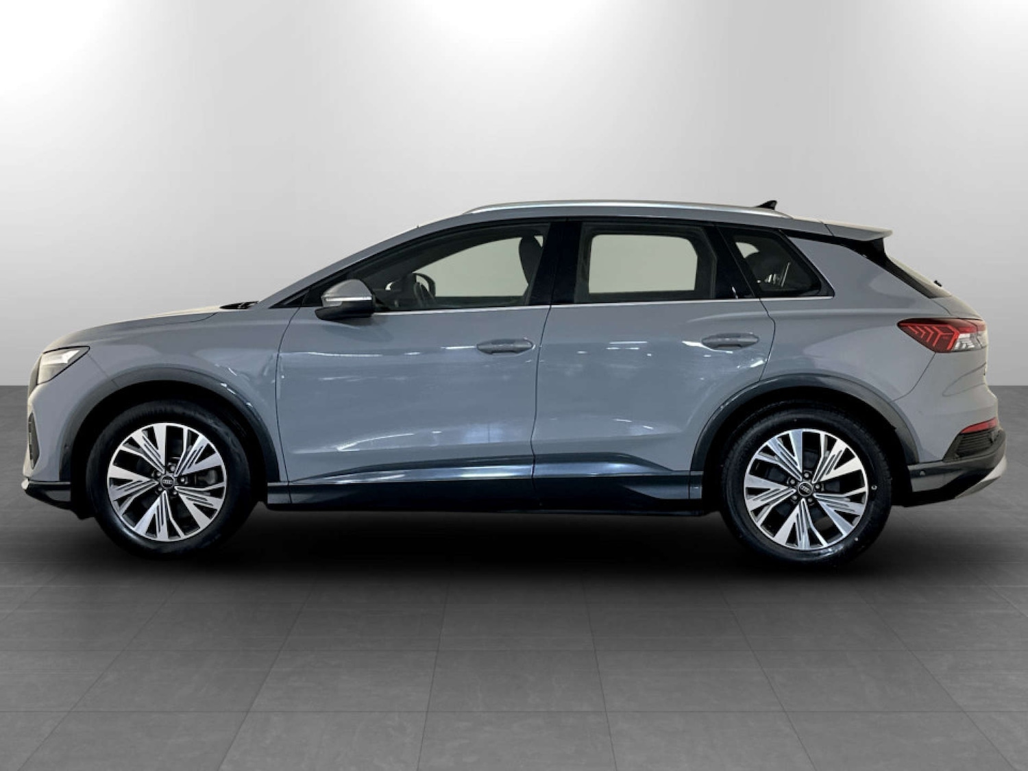 Used Audi Q4 e-tron 2022 for sale - 77452529: Photo 7