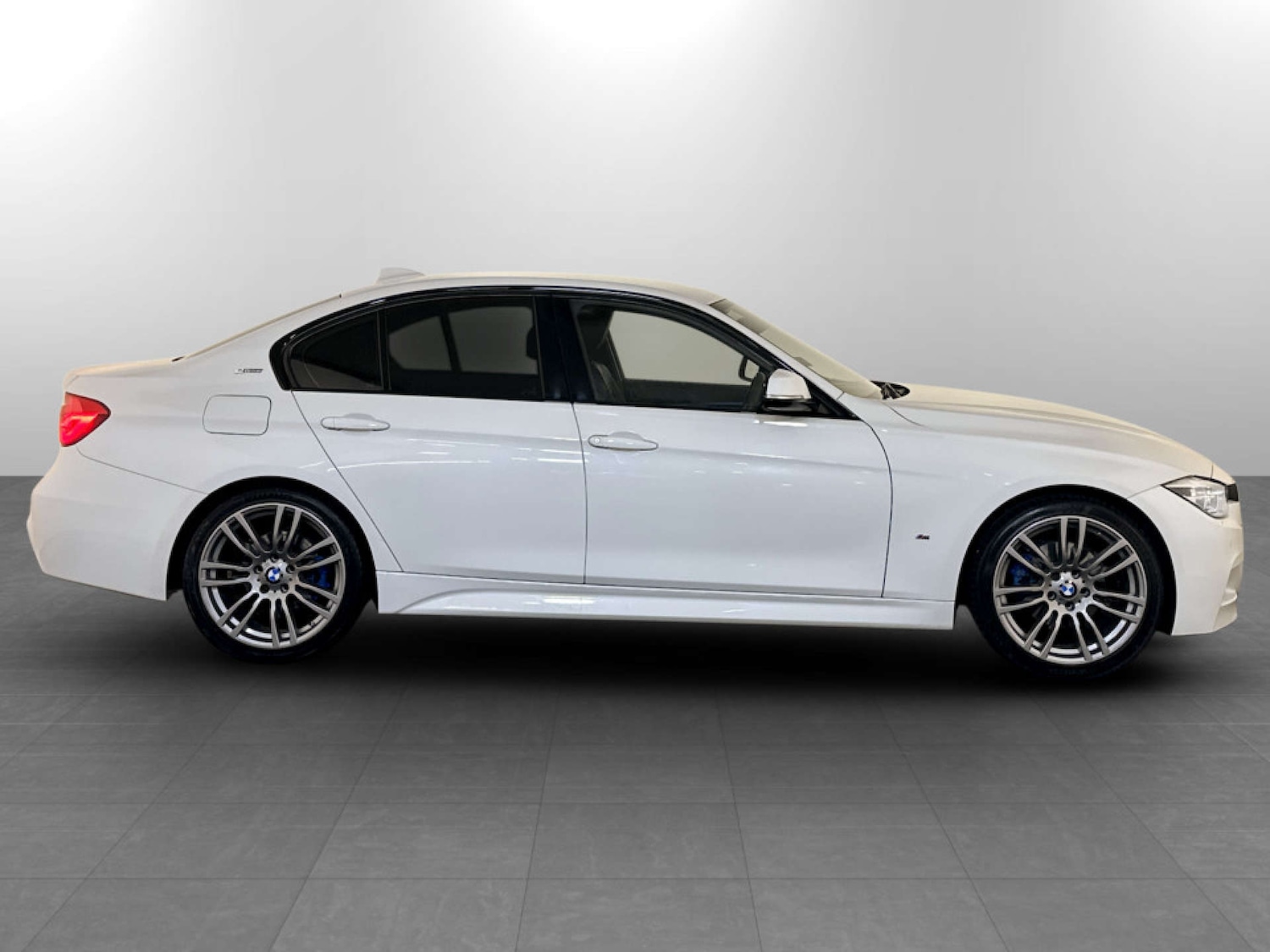 Used BMW 3 Series 2017 for sale - 77380684: Photo 11