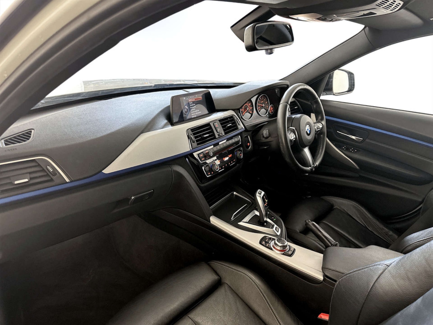 Used BMW 3 Series 2017 for sale - 77380684: Photo 12