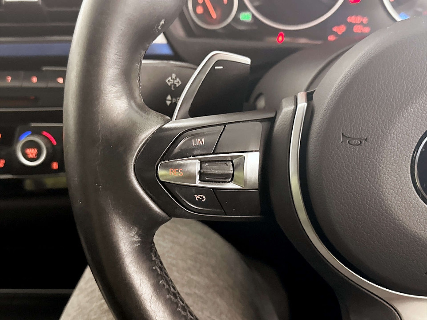 Used BMW 3 Series 2017 for sale - 77380684: Photo 17