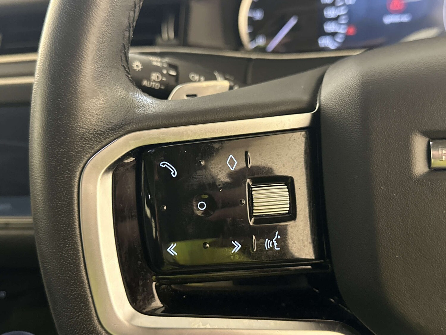 Used Land Rover Range Rover Evoque 2023 for sale - 77950416: Photo 17