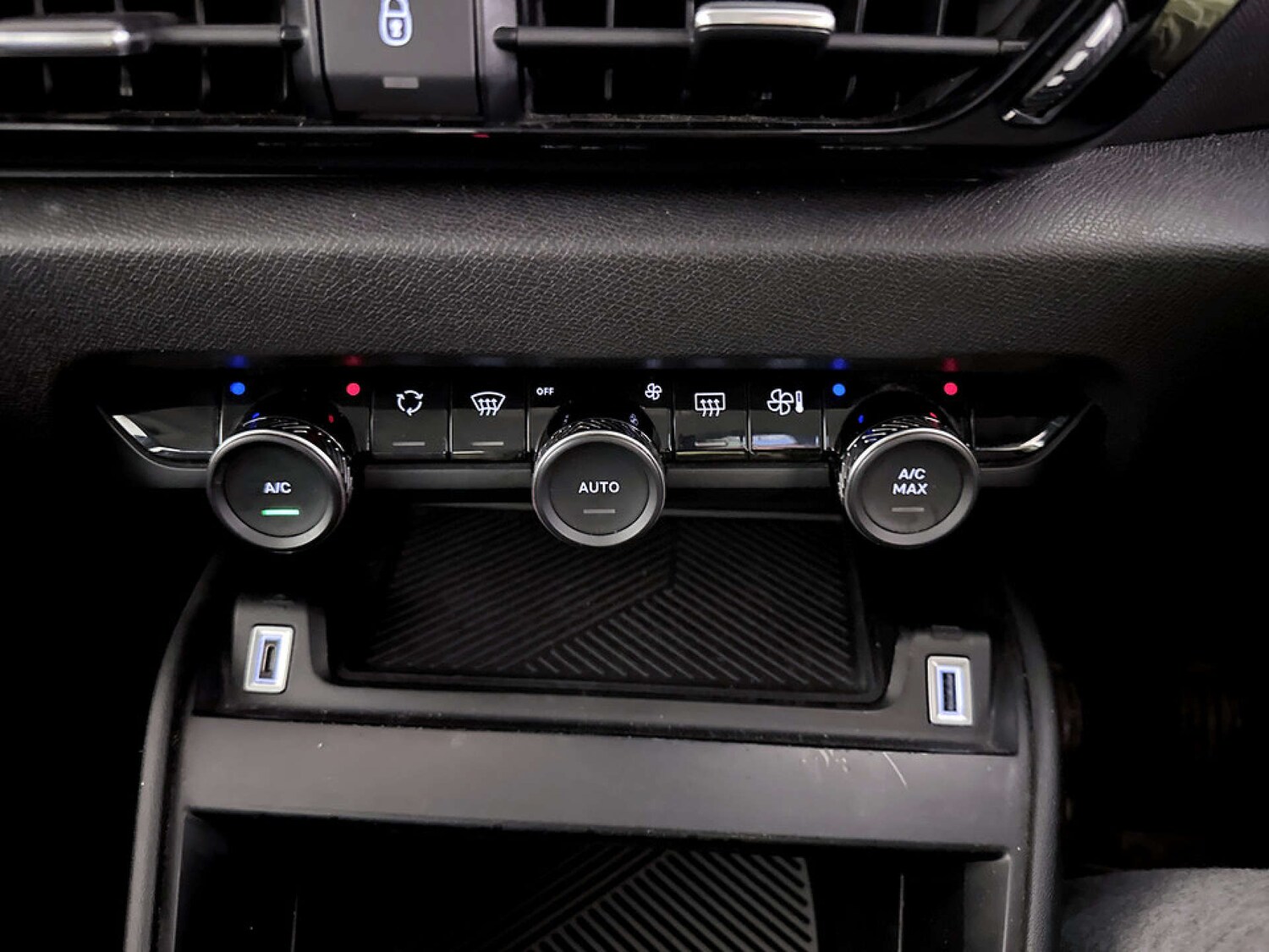 Used Citroen C4 2021 for sale - 77409004: Photo 24