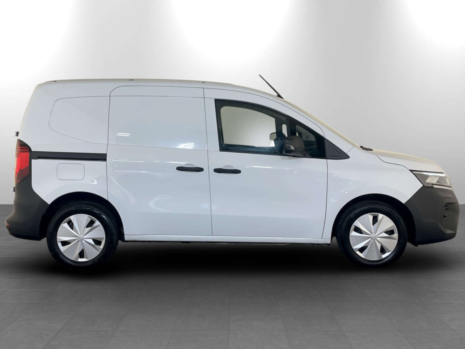 Used Nissan Other 2023 for sale - 77423732: Photo 10