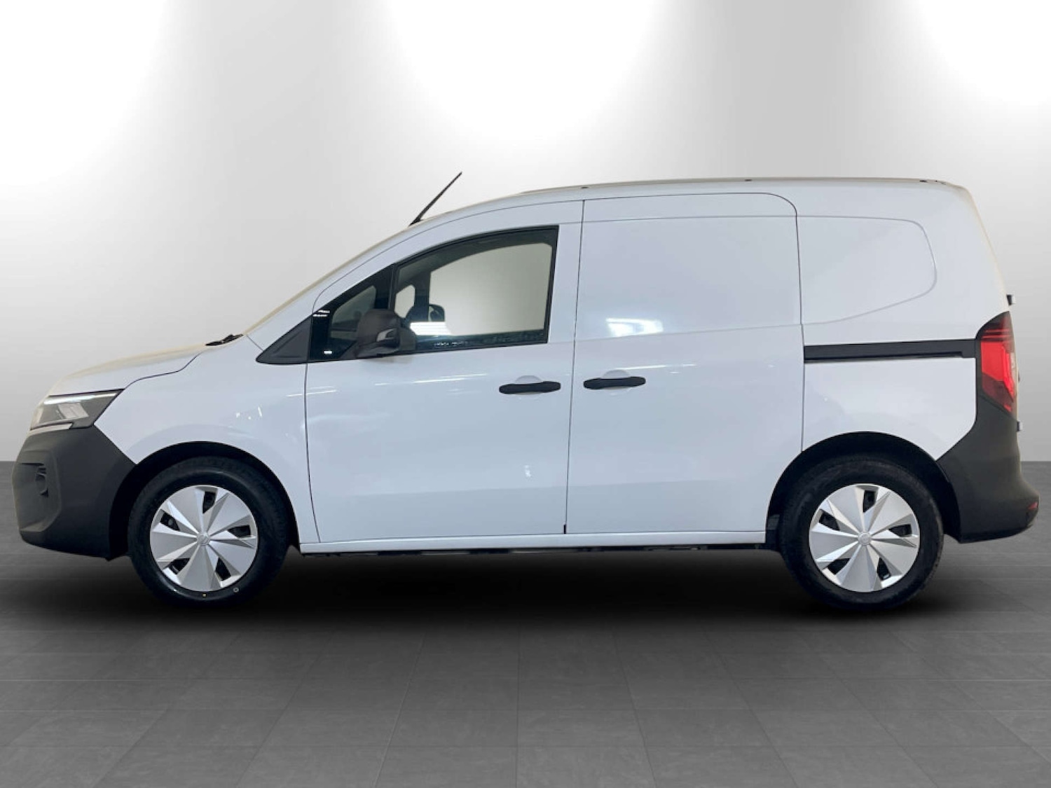 Used Nissan Other 2023 for sale - 77423732: Photo 6