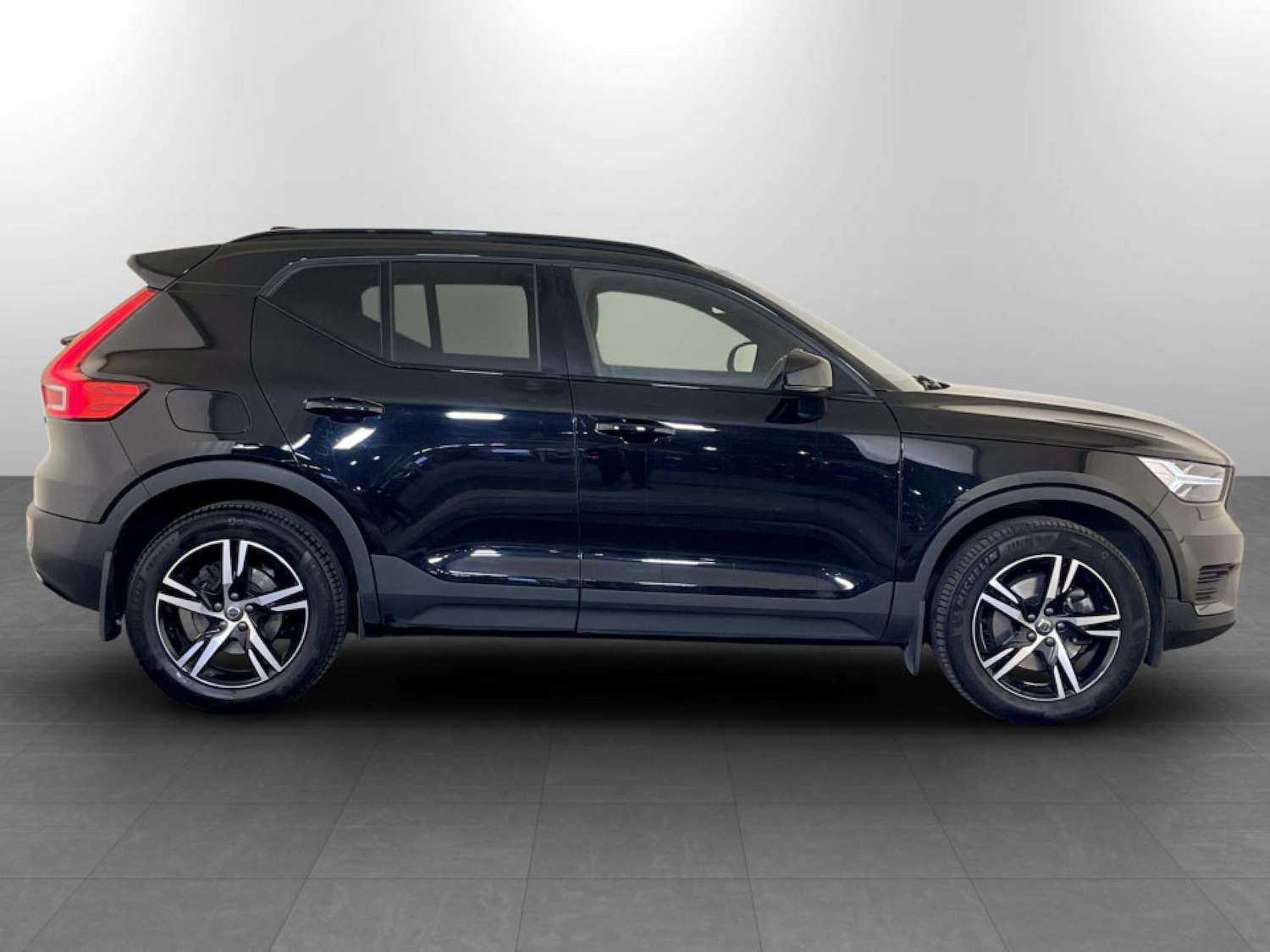 Used Volvo XC40 2021 for sale - 77185103: Photo 11