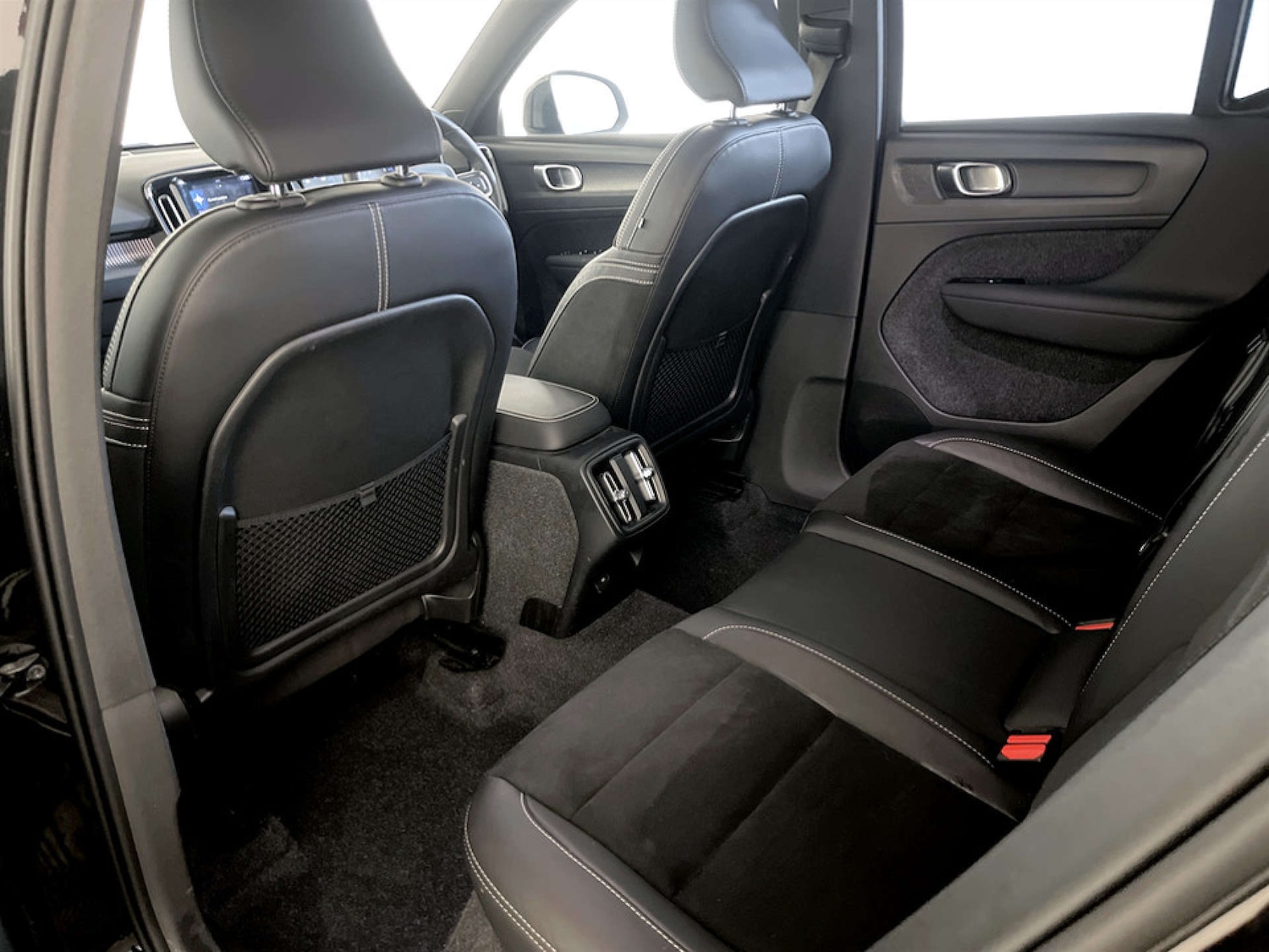 Used Volvo XC40 2021 for sale - 77185103: Photo 14