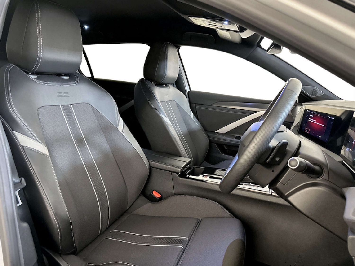Used Vauxhall Astra 2024 for sale - 77780994: Photo 13