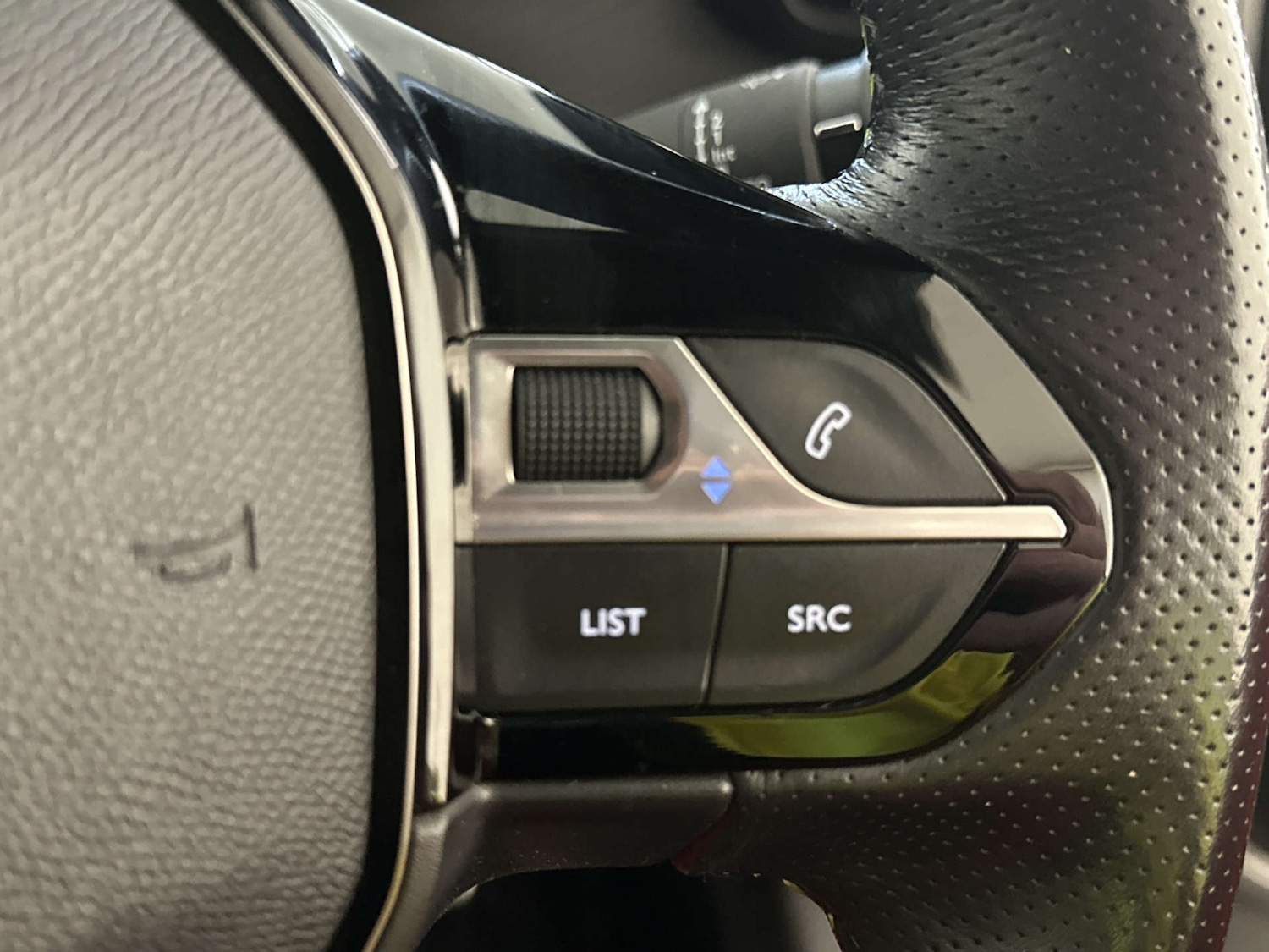 Used Peugeot 2008 2021 for sale - 77998586: Photo 19